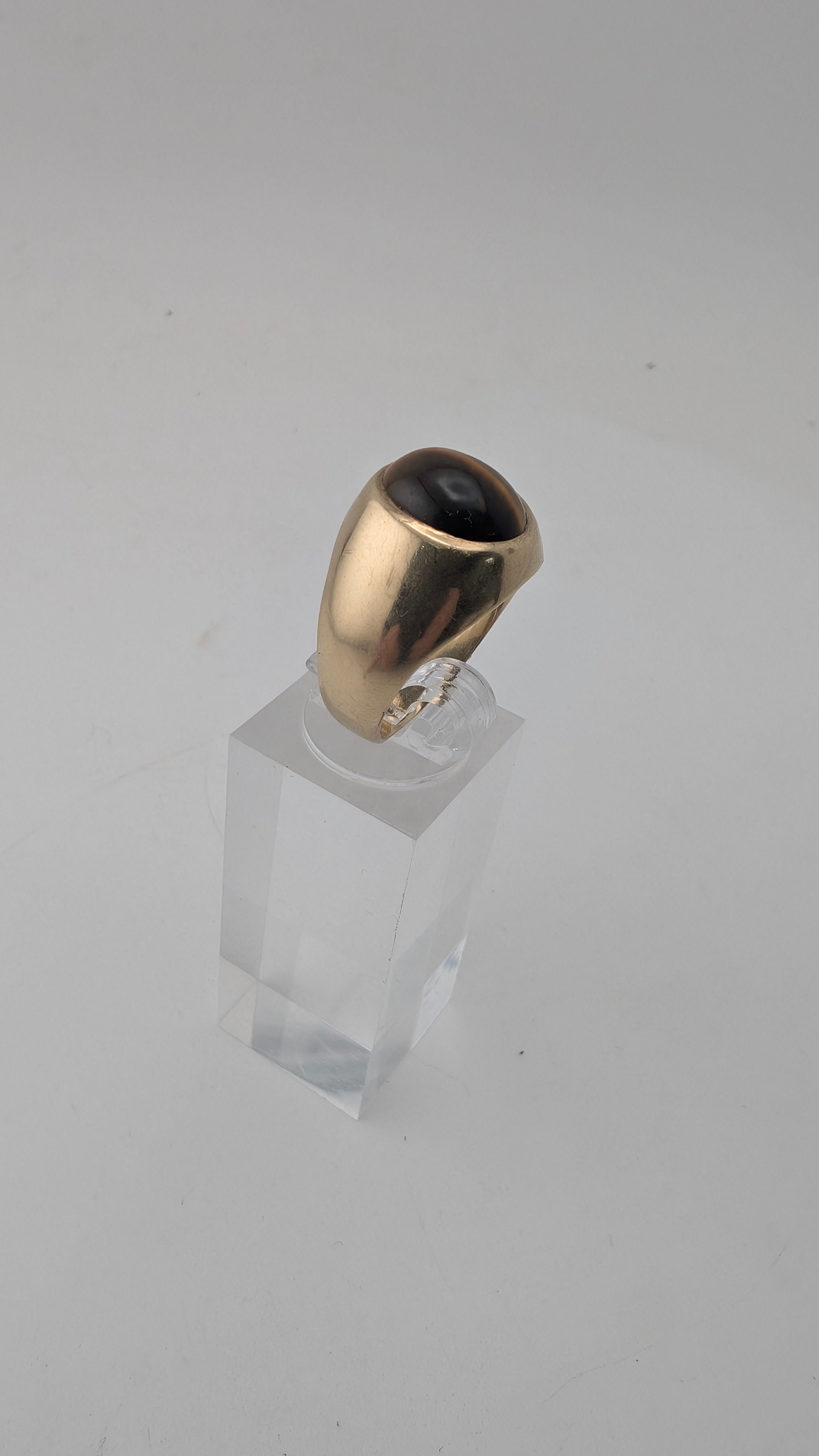 Vintage Tiger Eye 10k Gold Dome Ring