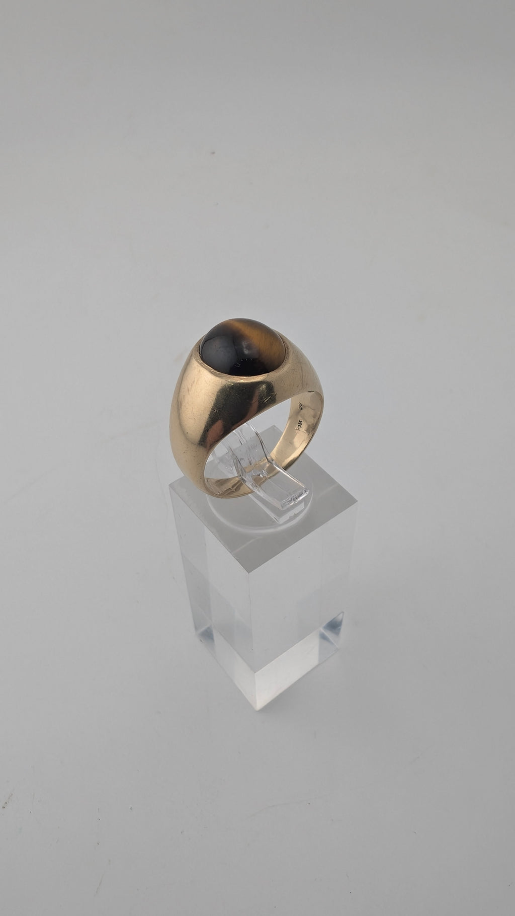 Vintage Tiger Eye 10k Gold Dome Ring