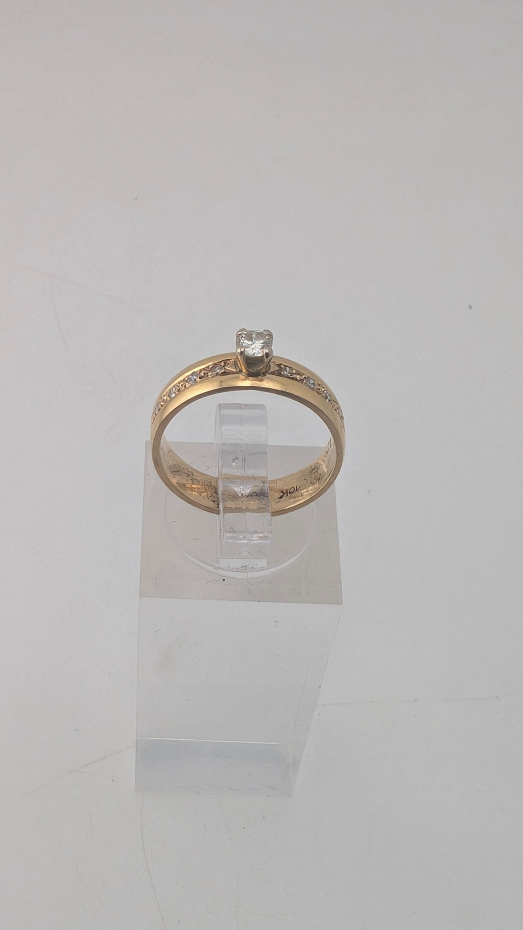 10K Two-Tone Gold Diamond Solitaire Ring with Channel-Set Accents — Size 5.5