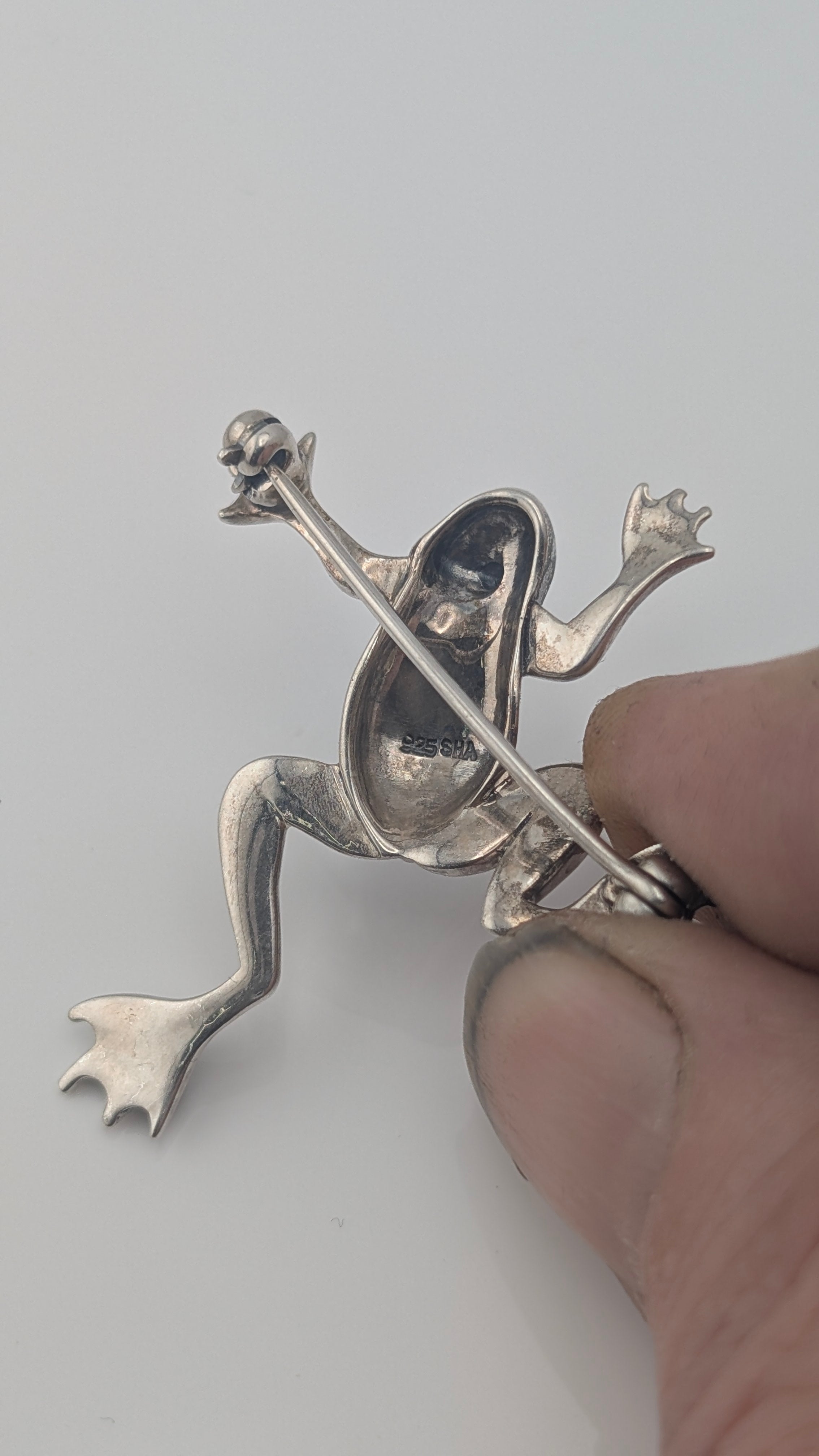 Vintage Sterling Silver Marcasite Frog Brooch — 925 Hallmarked