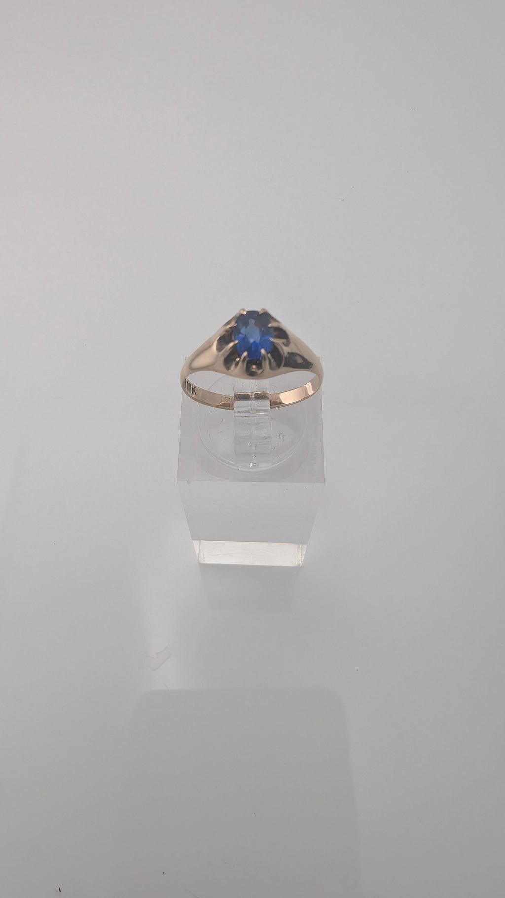 10K Gold Blue Stone Solitaire Ring — Size 6