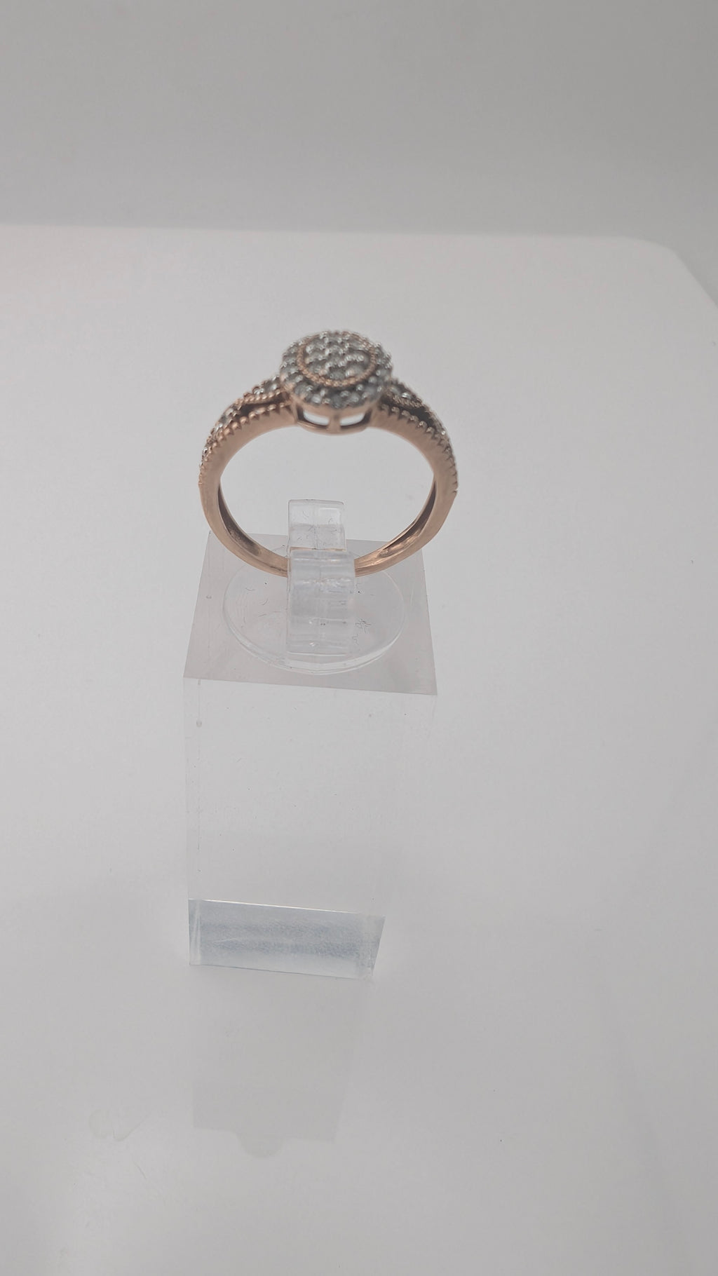 10K Gold Natural Diamond Cluster Ring — Size 6