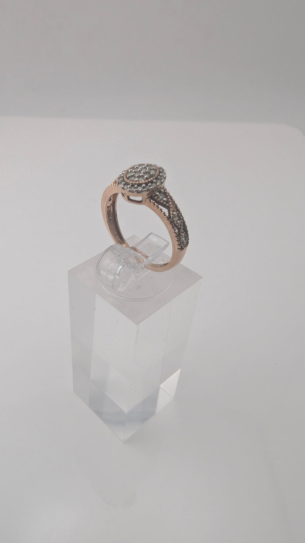 10K Gold Natural Diamond Cluster Ring — Size 6