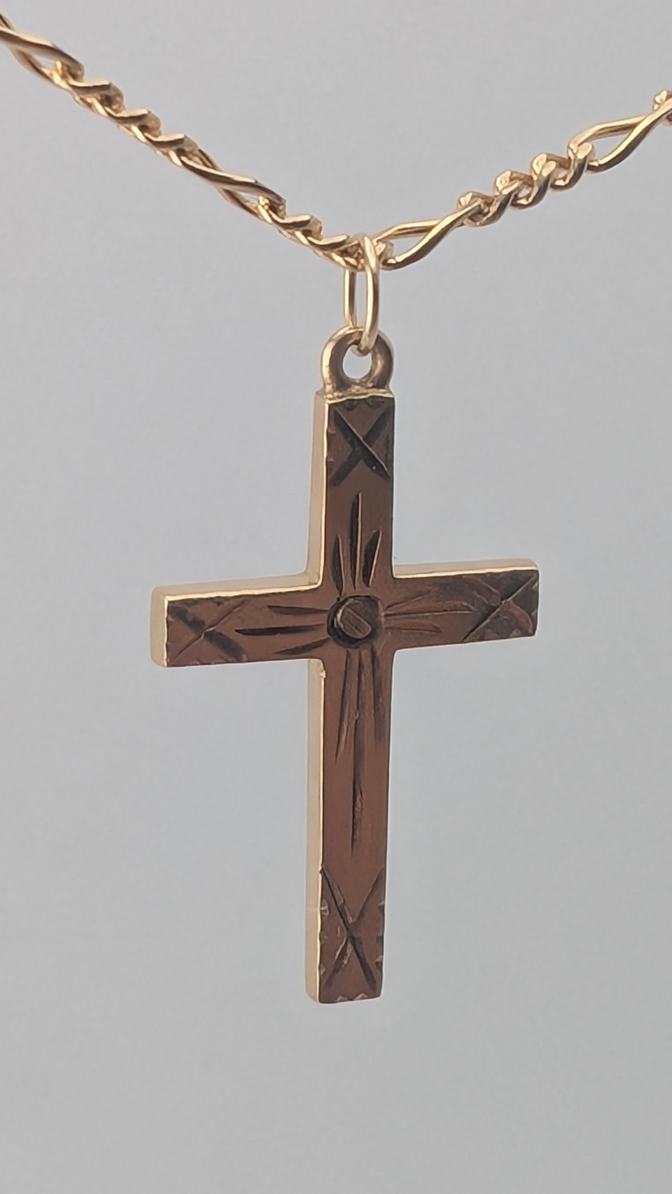 Vintage 10K Gold Engraved Cross Pendant