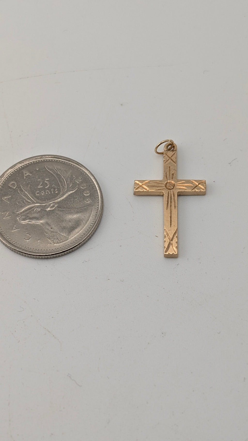 Vintage 10K Gold Engraved Cross Pendant