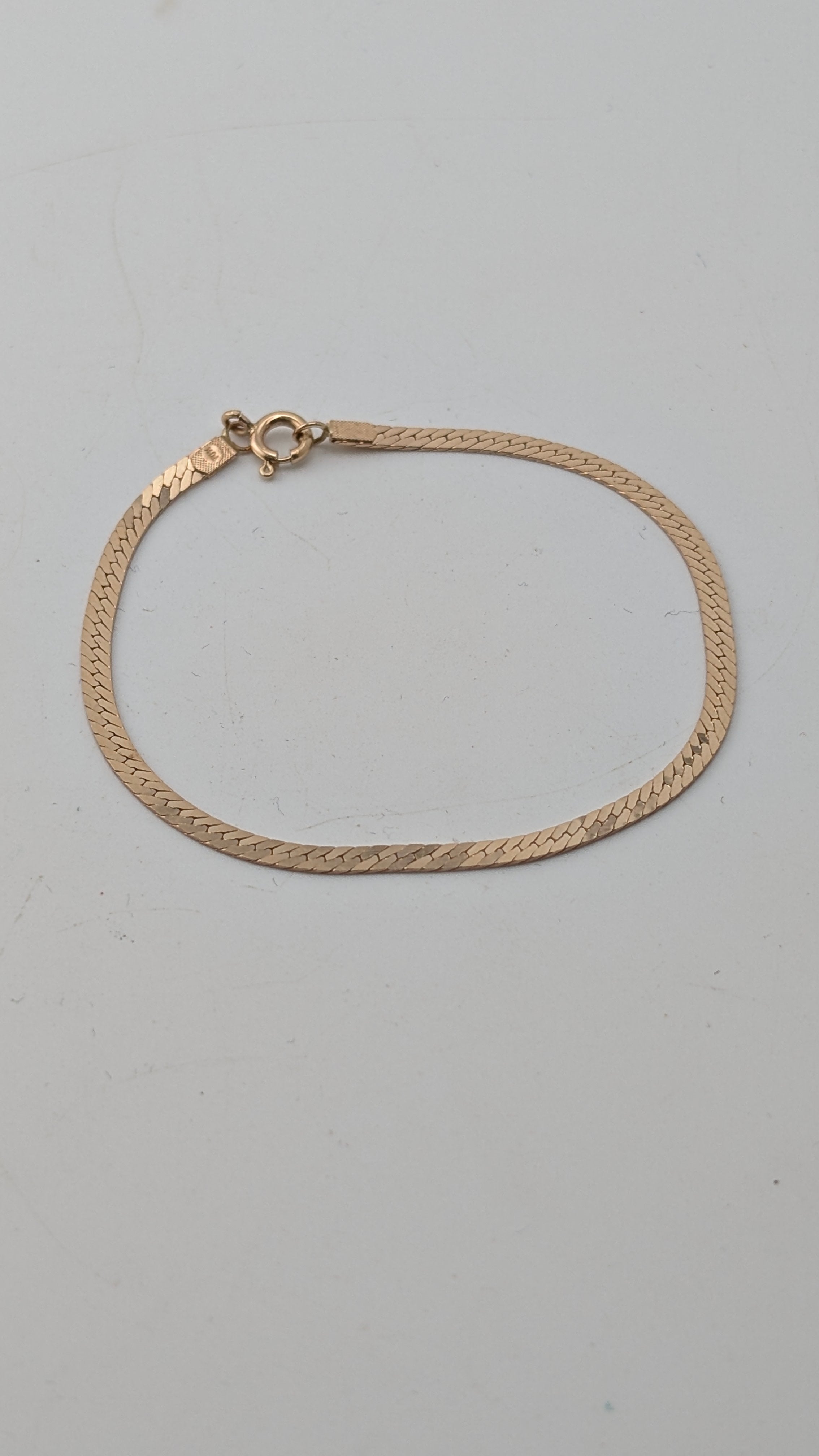 10K Gold Herringbone Bracelet – 7 Inches – 2.76 Grams