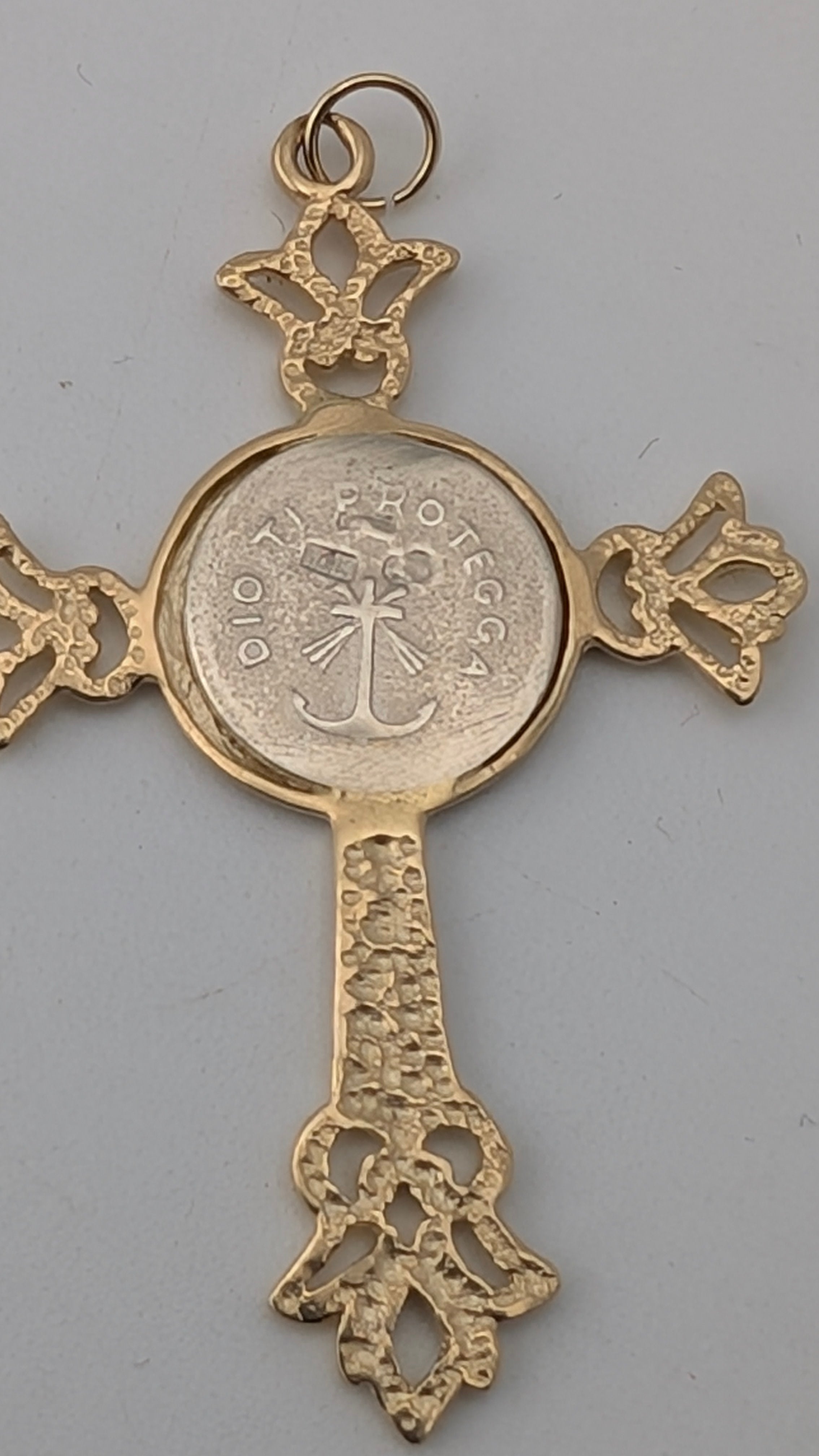 10K Two-Tone Gold Religious Cross Pendant – "Dio Ti Protegga"