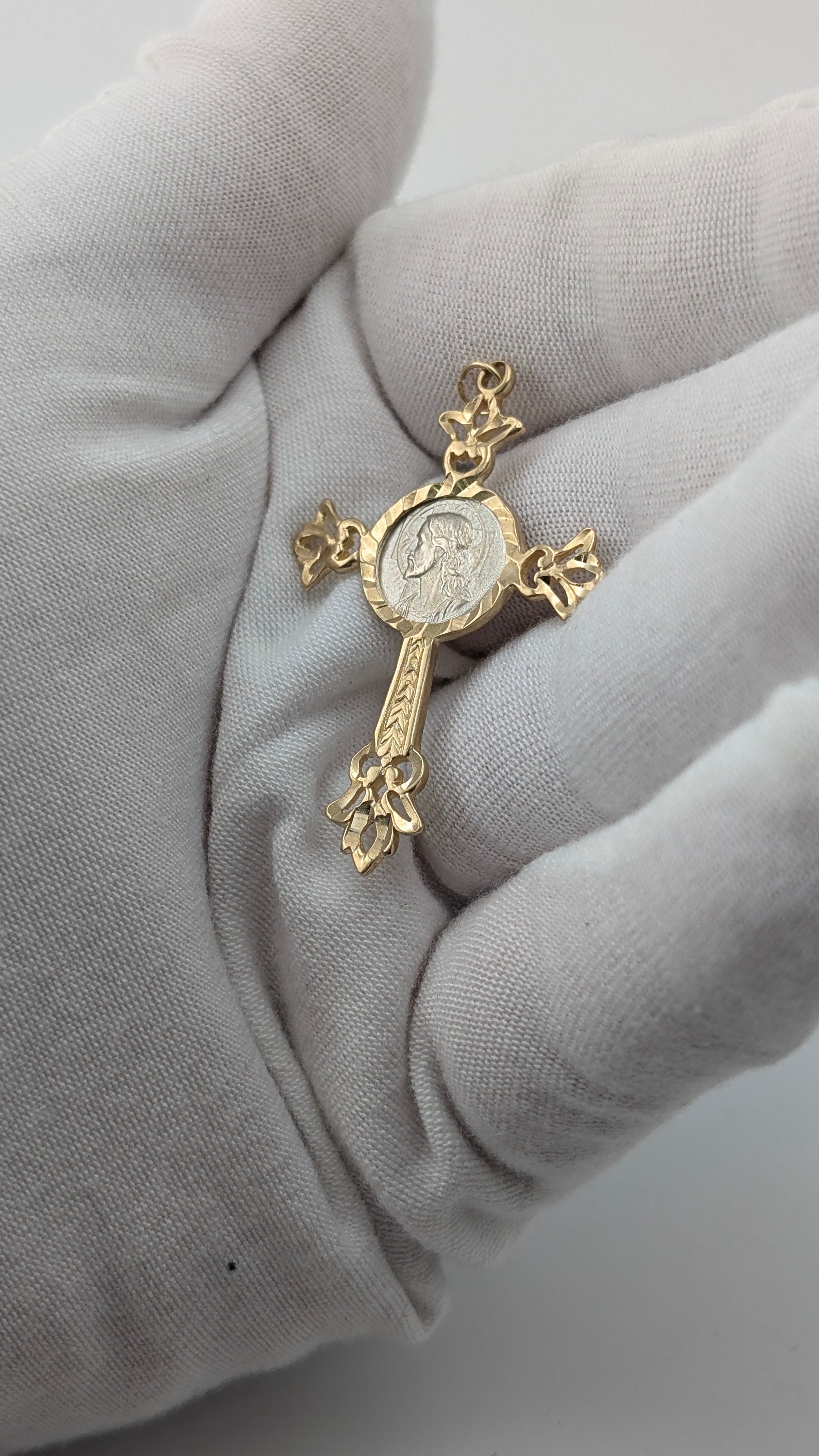 10K Two-Tone Gold Religious Cross Pendant – "Dio Ti Protegga"