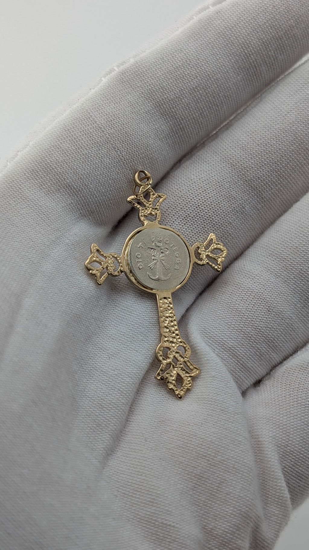 10K Two-Tone Gold Religious Cross Pendant – "Dio Ti Protegga"
