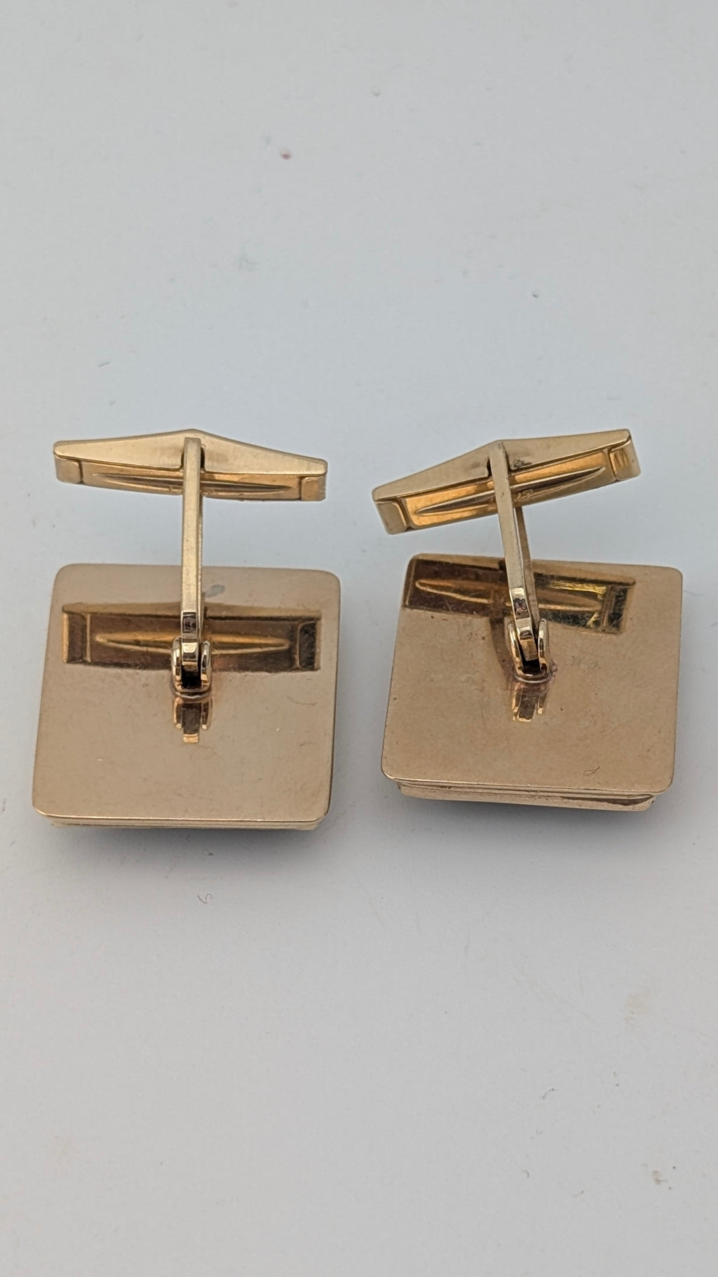 Vintage 14K Gold Queen Victoria Canadian Stamp Cufflinks – 19.6 Grams