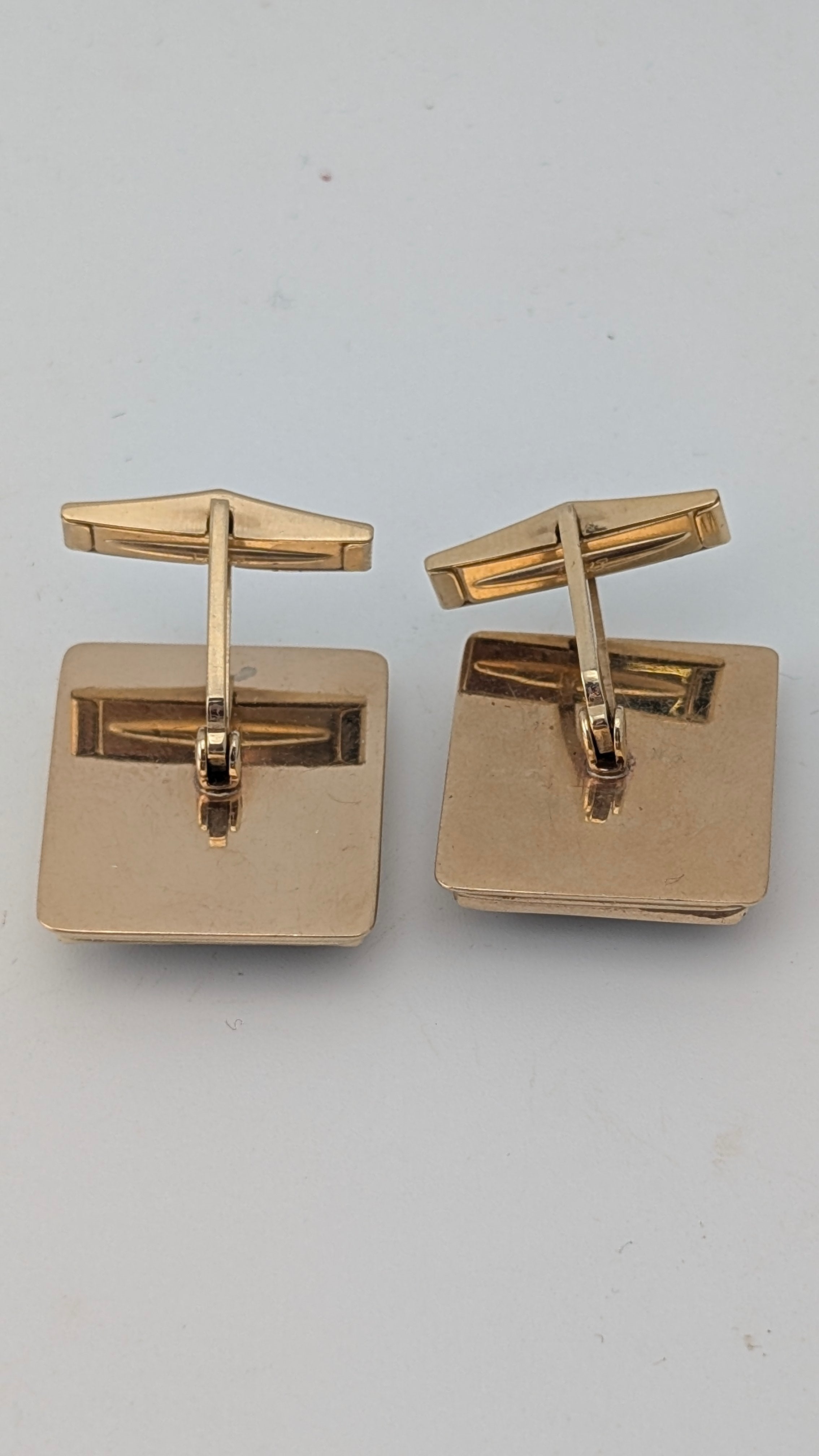 Vintage 14K Gold Queen Victoria Canadian Stamp Cufflinks – 19.6 Grams