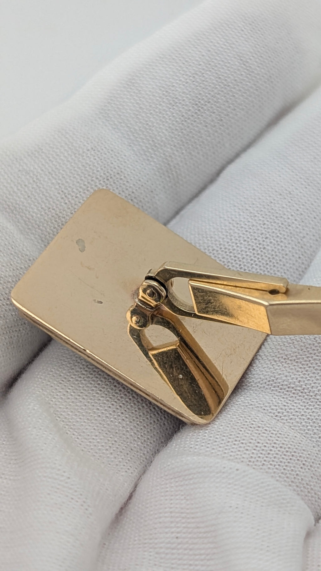Vintage 14K Gold Queen Victoria Canadian Stamp Cufflinks – 19.6 Grams