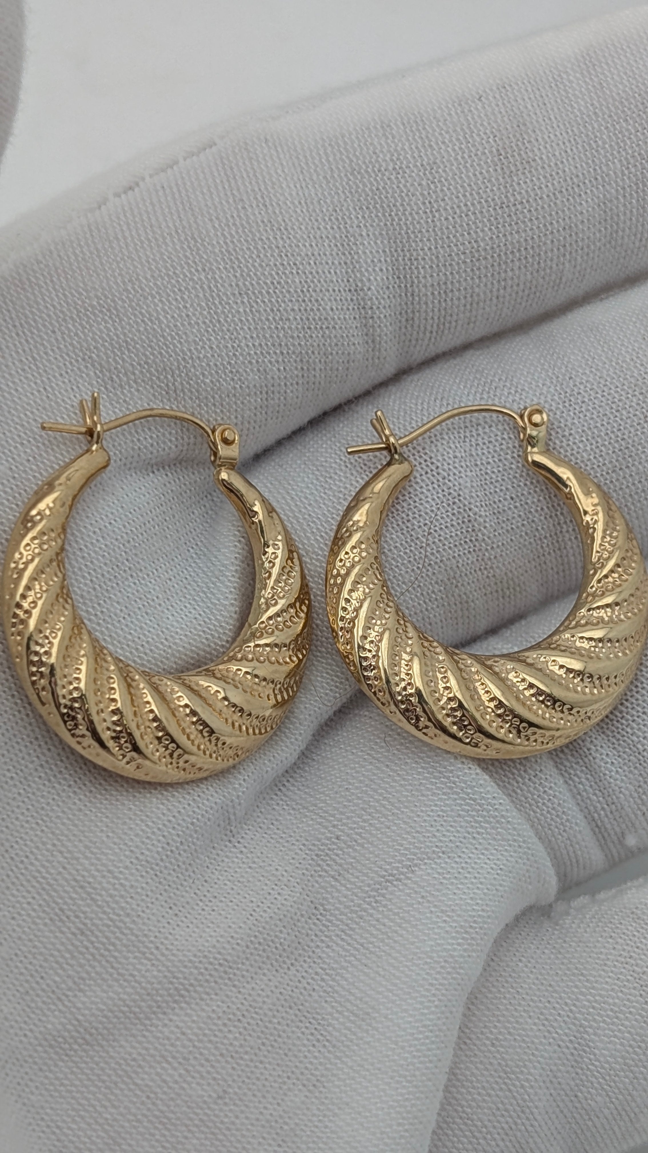 14K Yellow Gold Textured Hoop Earrings 25mm