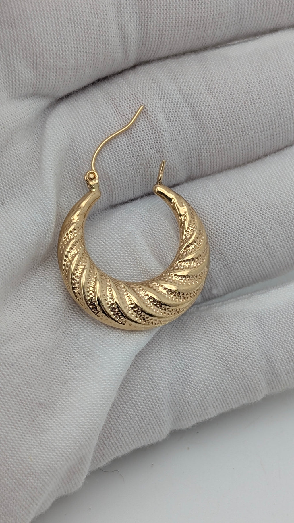 14K Yellow Gold Textured Hoop Earrings 25mm