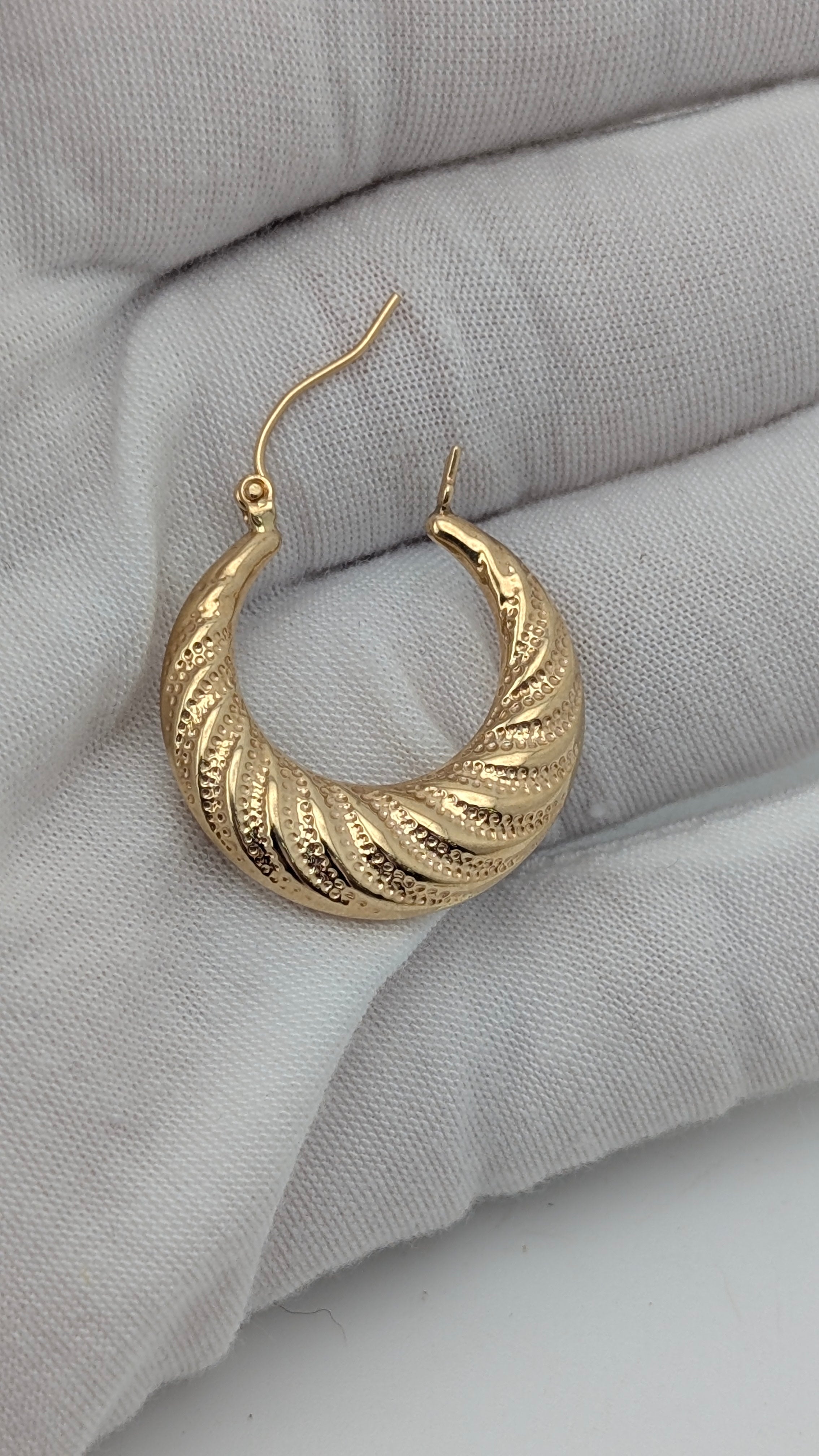 14K Yellow Gold Textured Hoop Earrings 25mm
