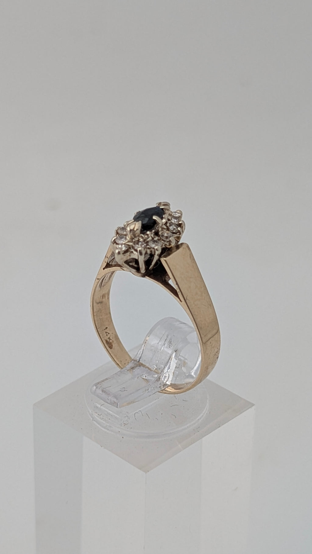 14K Yellow Gold Sapphire & Diamond Ring – Size 6