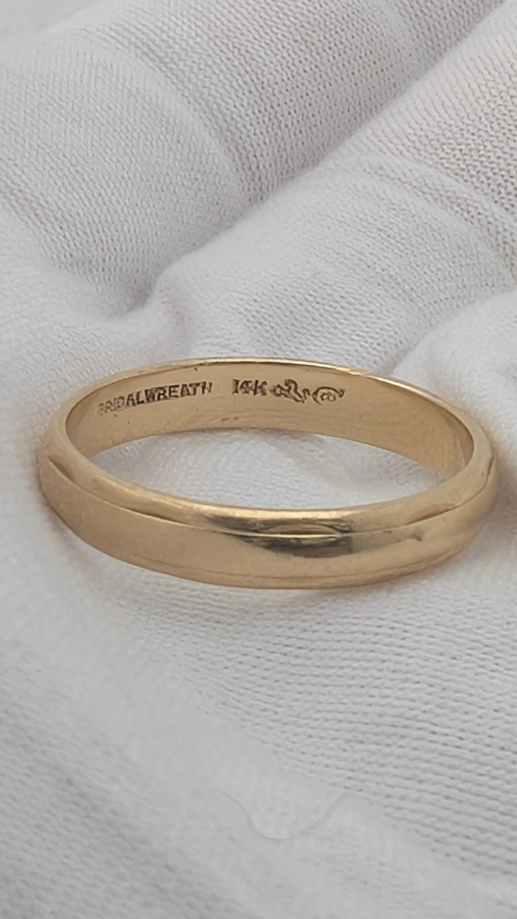 Bridal Wreath 14K Yellow Gold Wedding Band – Size 10⅜