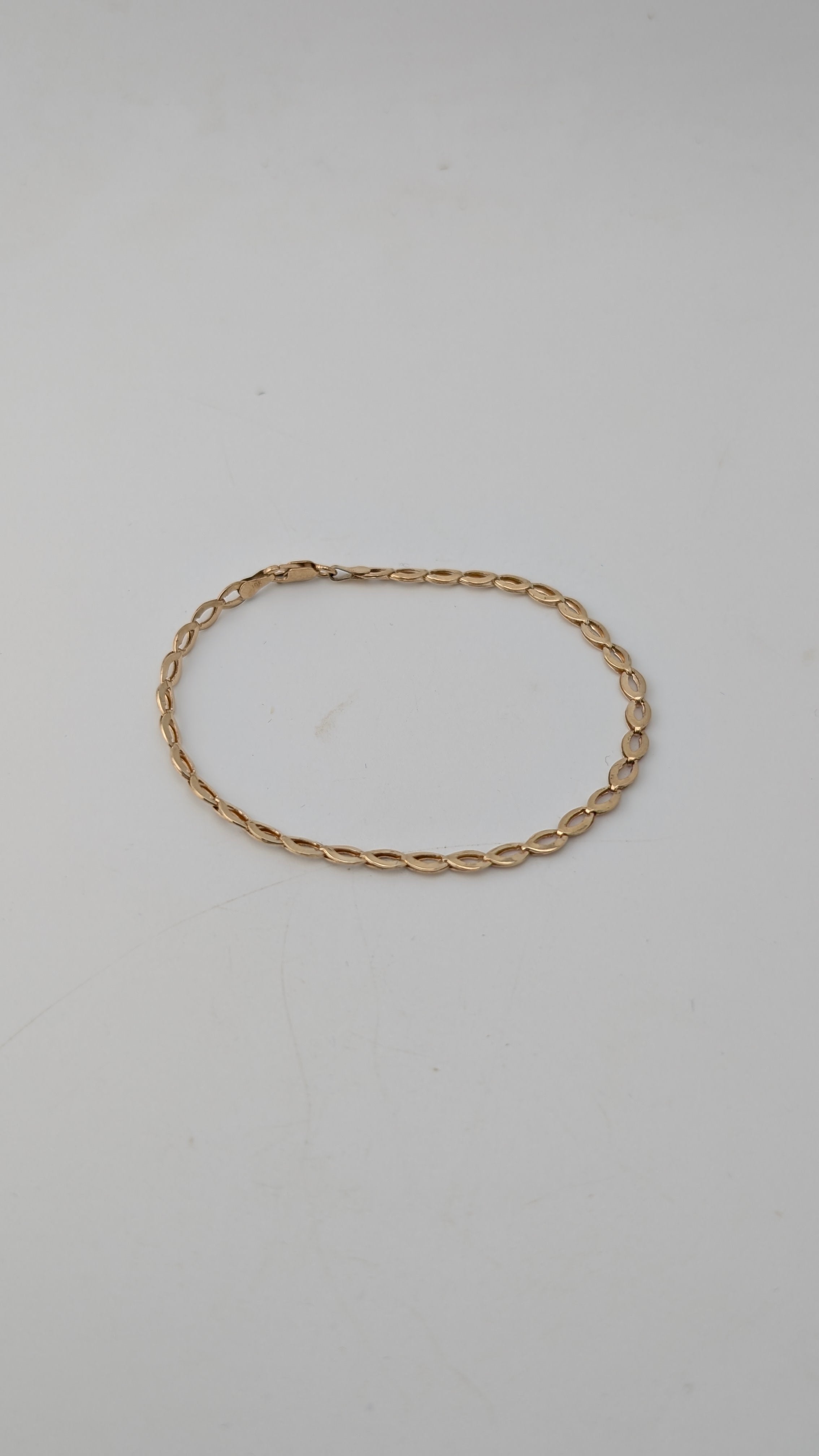 10K Yellow Gold Marquise Link Bracelet – 7.25 Inches