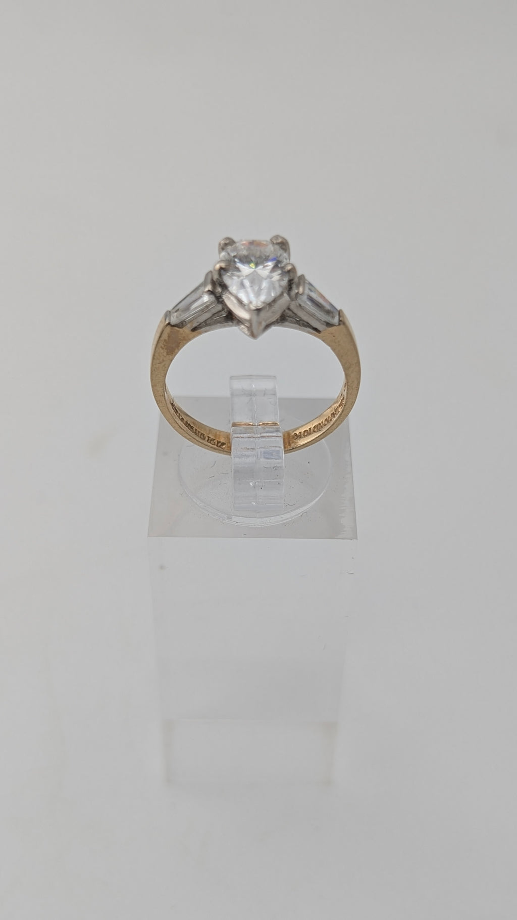 10K Gold Pear Cut Cubic Zirconia Ring Size 6¼ Two-Tone Setting