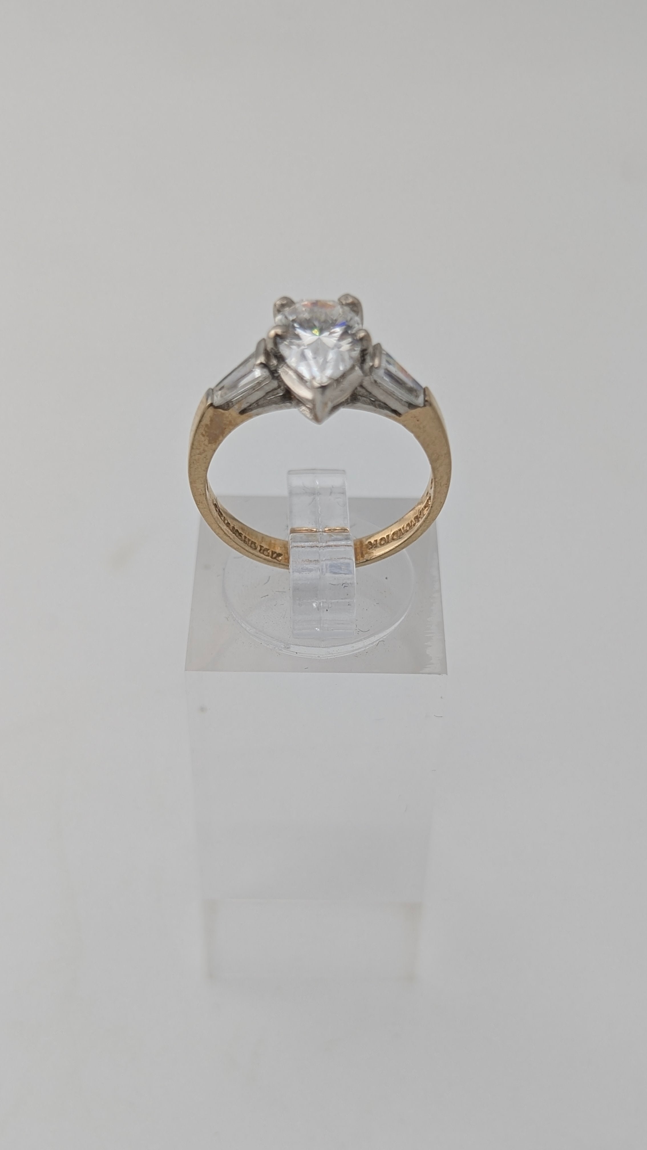 10K Gold Pear Cut Cubic Zirconia Ring Size 6¼ Two-Tone Setting