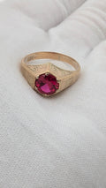 Vintage 10K Gold Red Gemstone Ring – Size 6.75