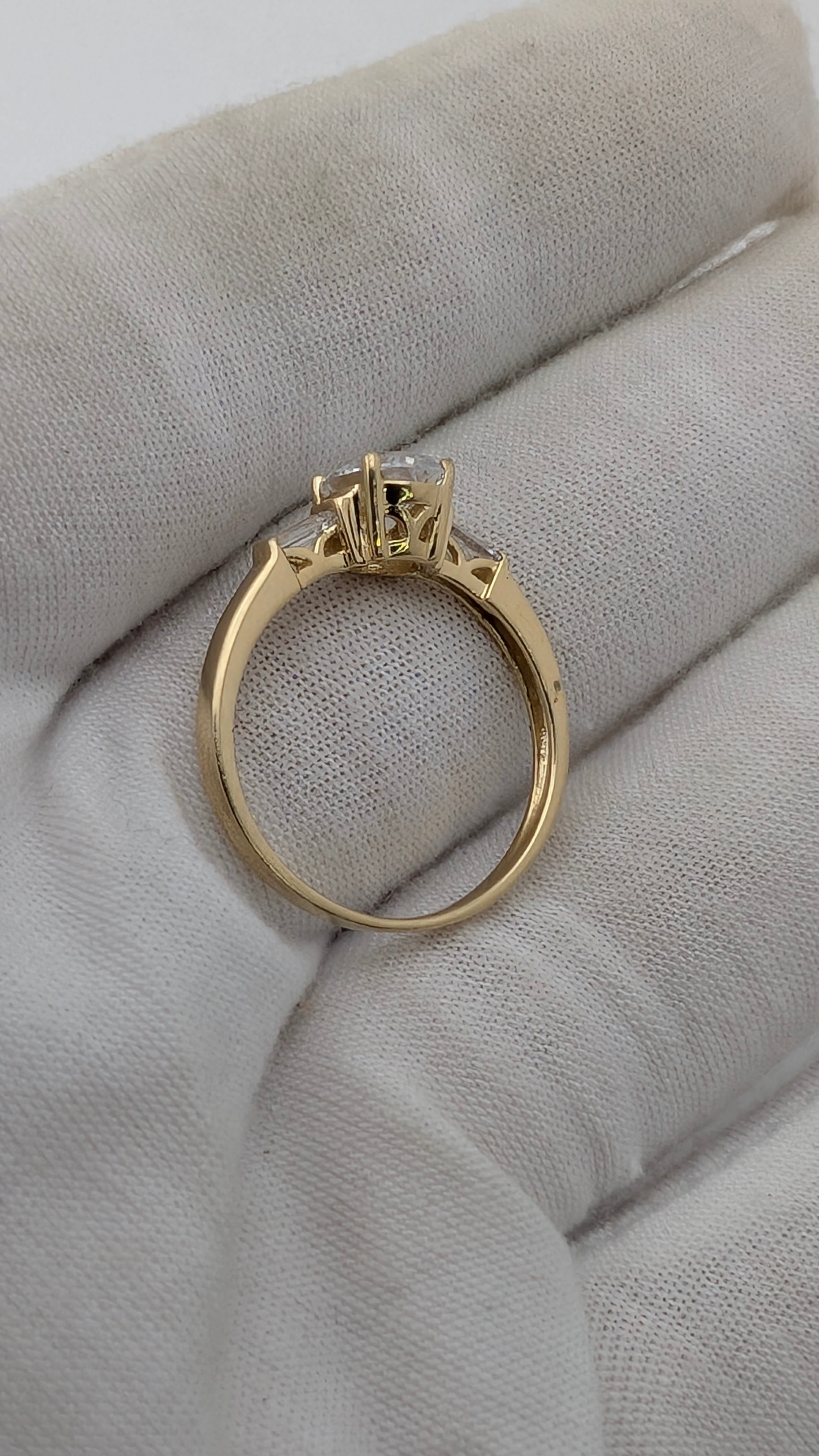 14K Yellow Gold Three-Stone Ring – Oval Simulated Diamond & Baguette Accents