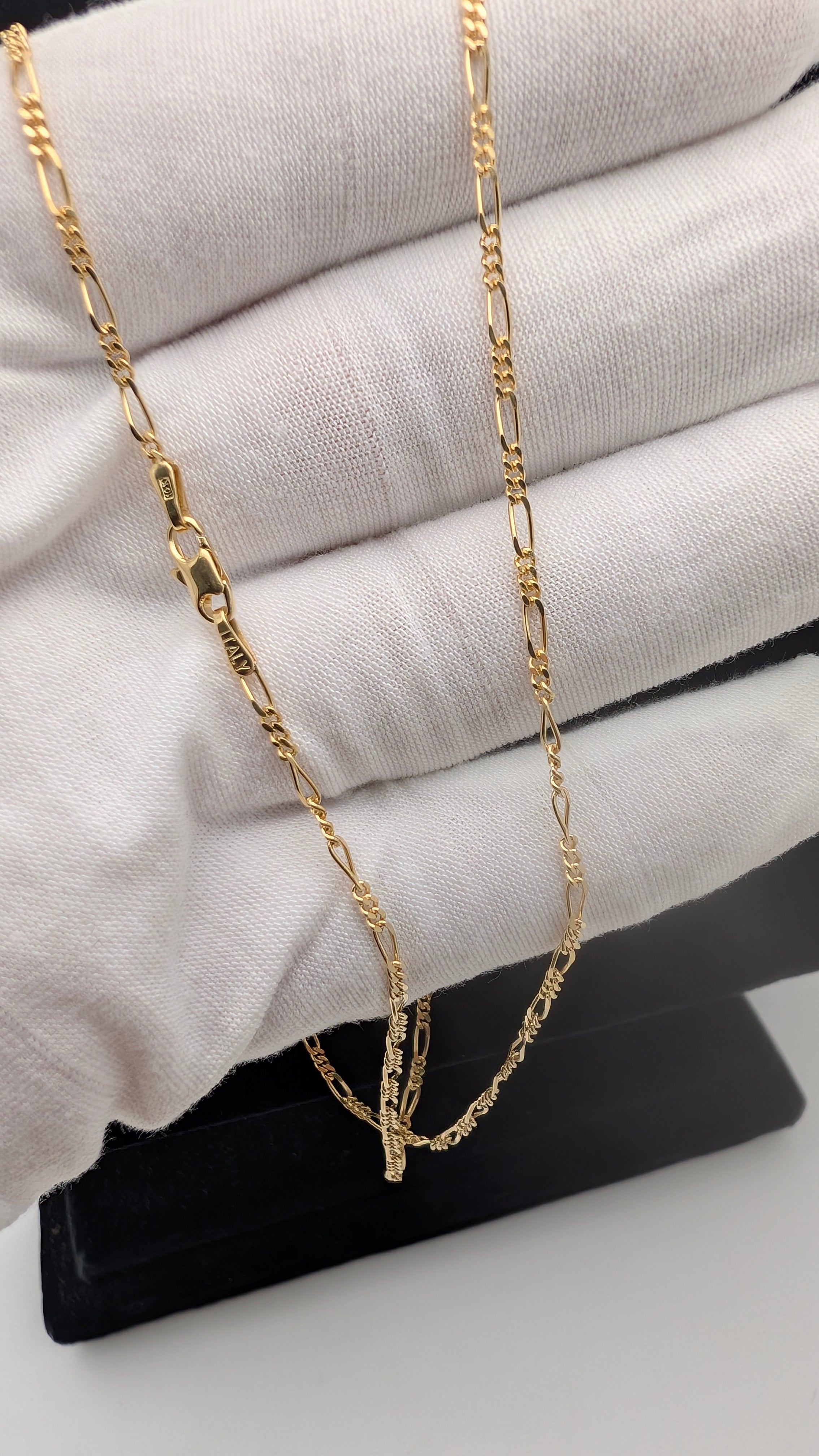 Vintage 10K Yellow Gold Italian Figaro Chain Necklace 22" – 4.0g