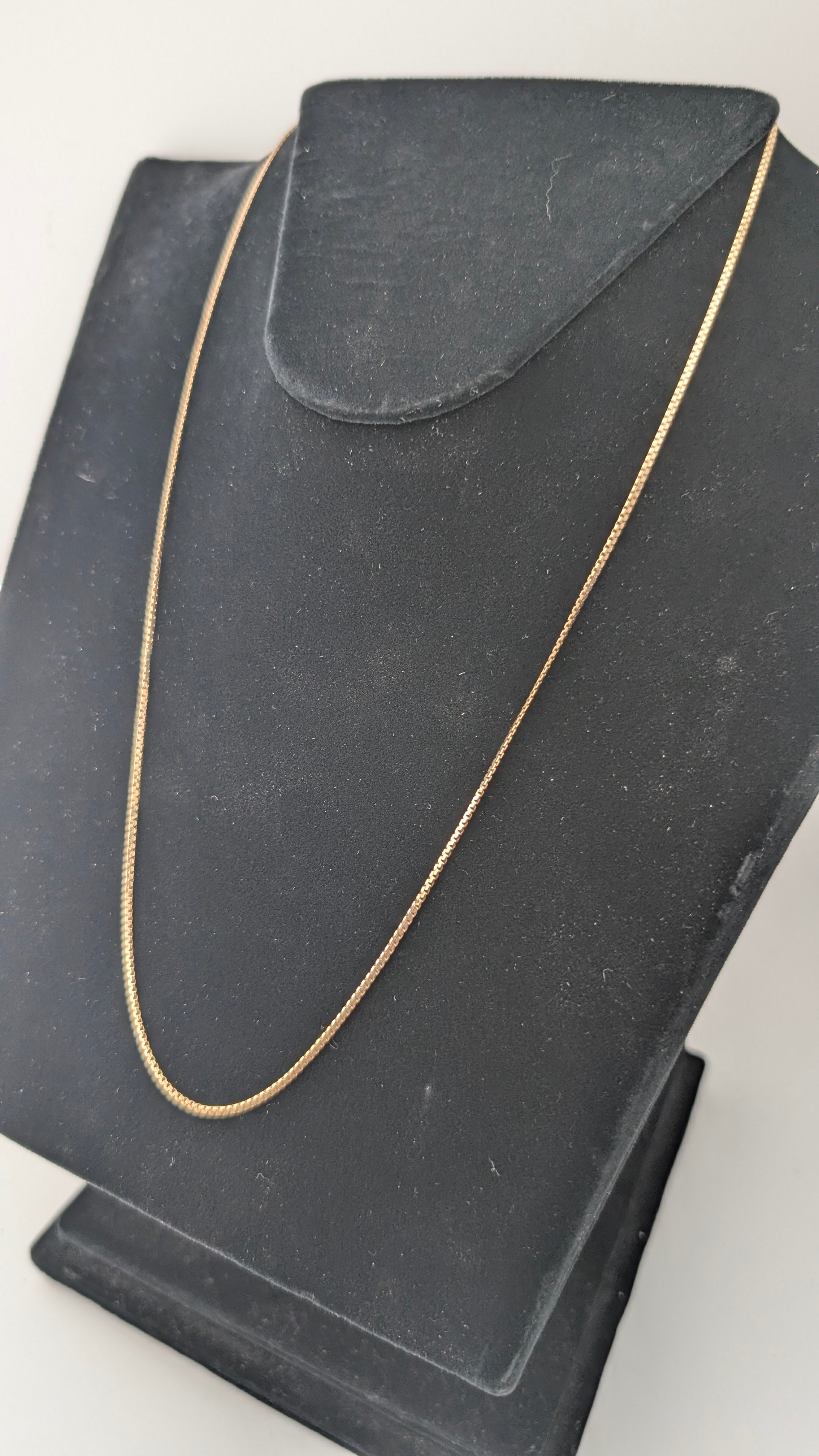 10K Yellow Gold Box Chain Necklace | 24" | 5.7g | 1.6mm