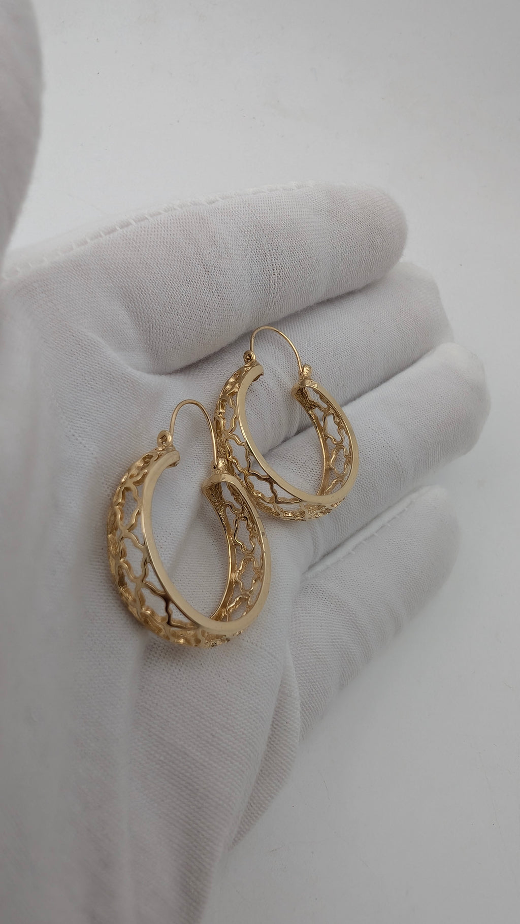 14K Yellow Gold Openwork Hoop Earrings | 26mm Designer Filigree Hoops | 6.4g
