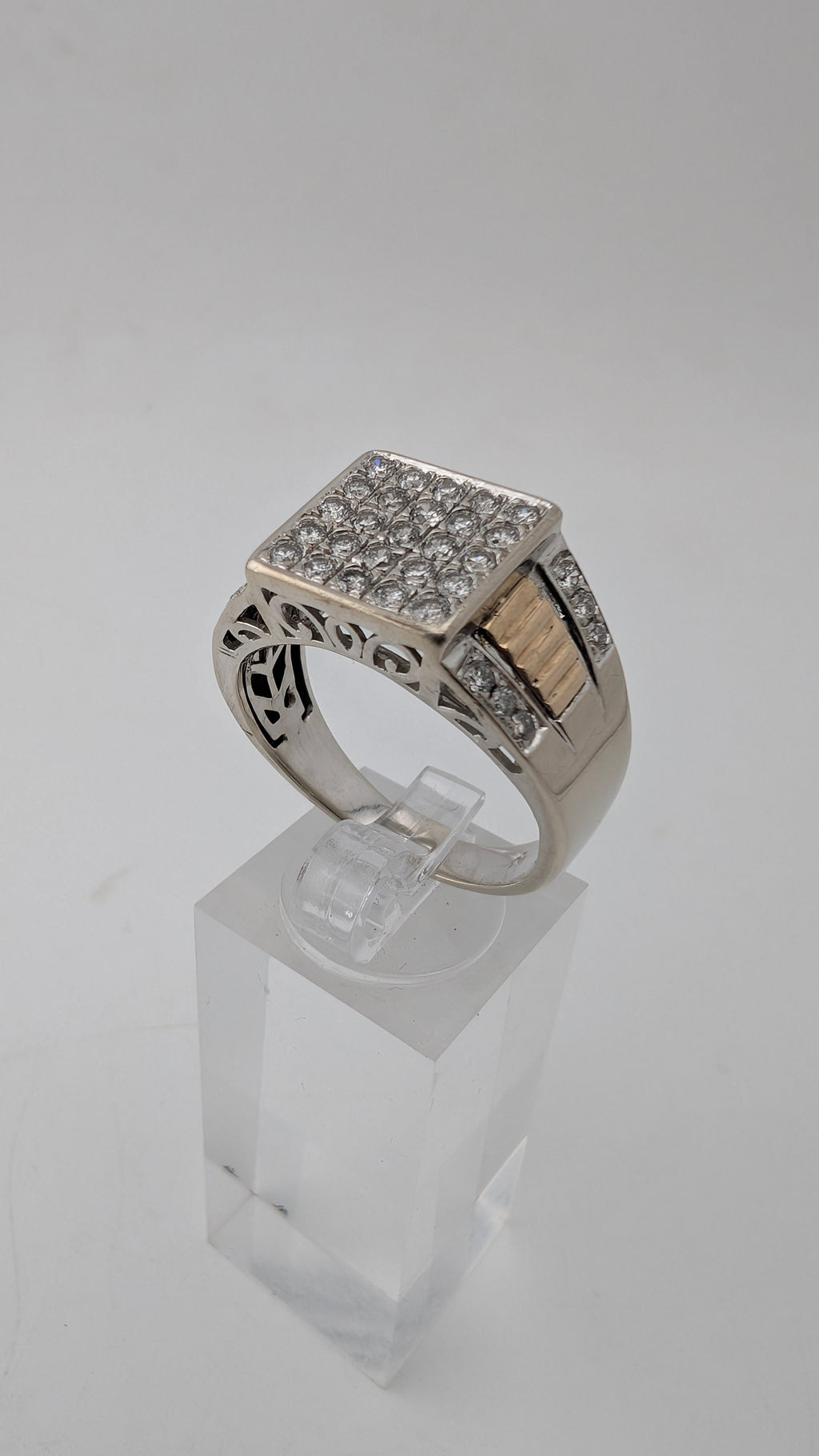 Heavy 10K White Gold Men's Genuine Diamond Ring Size 11½ – 8.23g