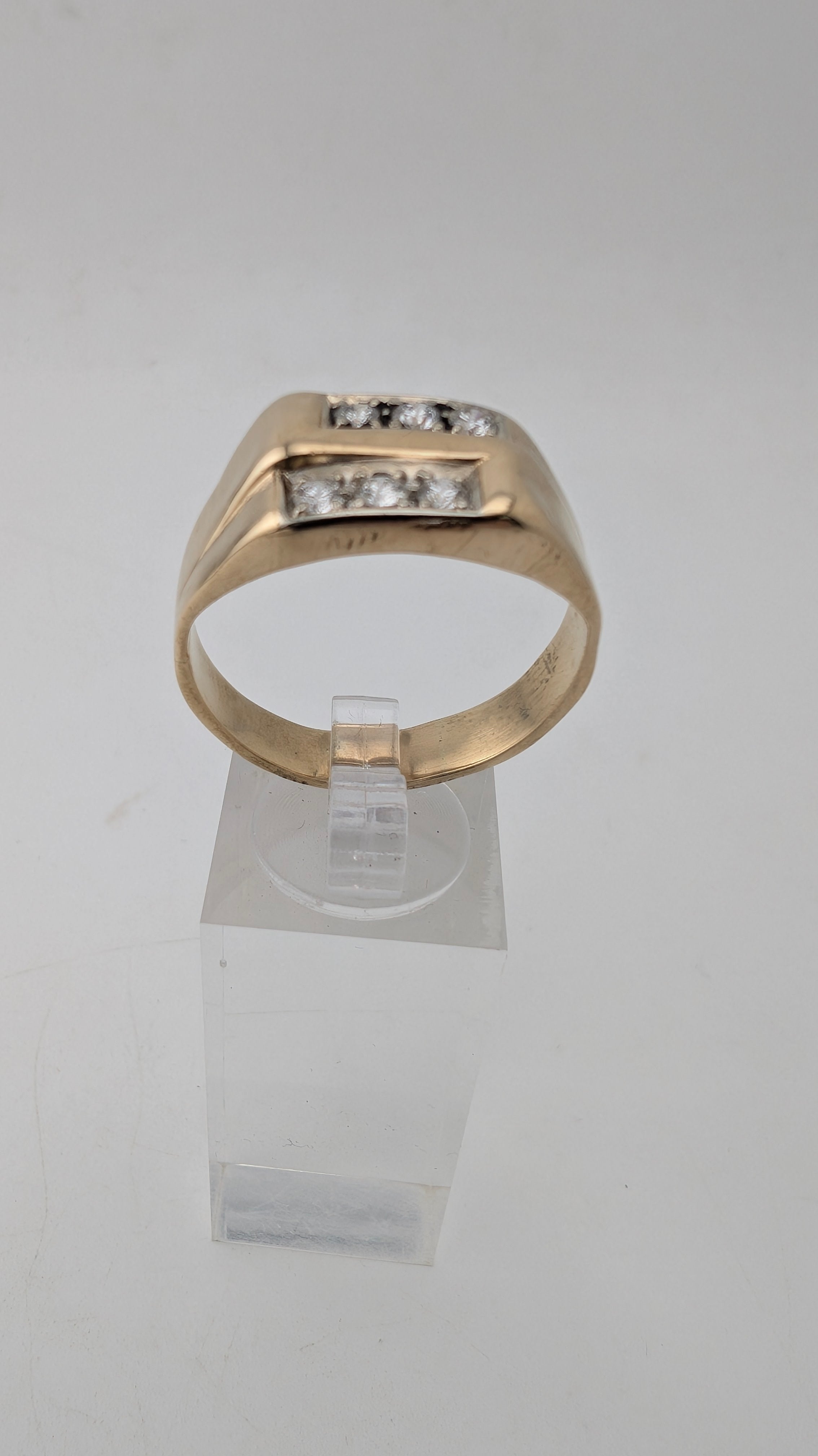 Vintage 14K Yellow Gold Men's Diamond Ring Size 14 – 7.5g
