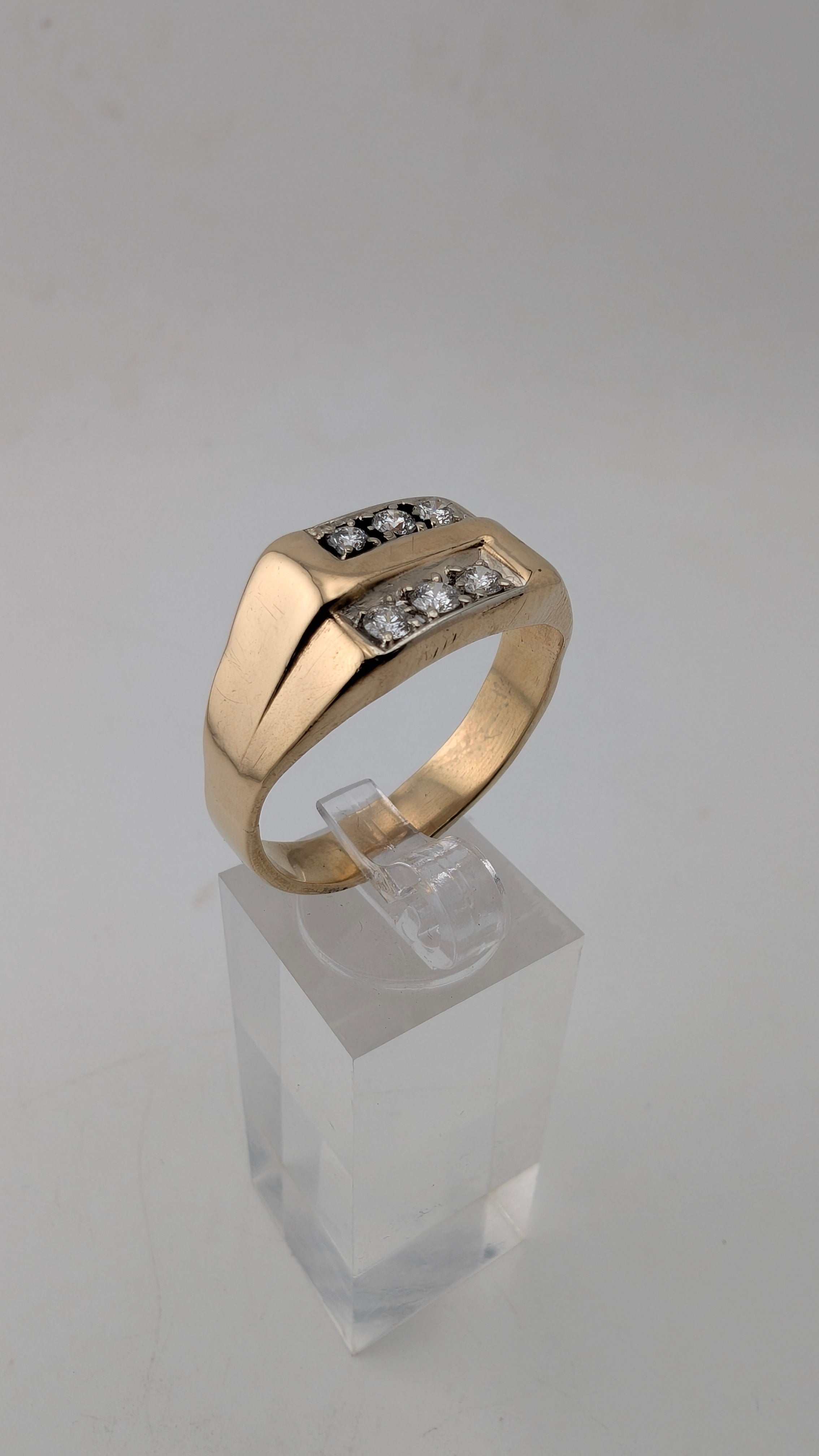 Vintage 14K Yellow Gold Men's Diamond Ring Size 14 – 7.5g