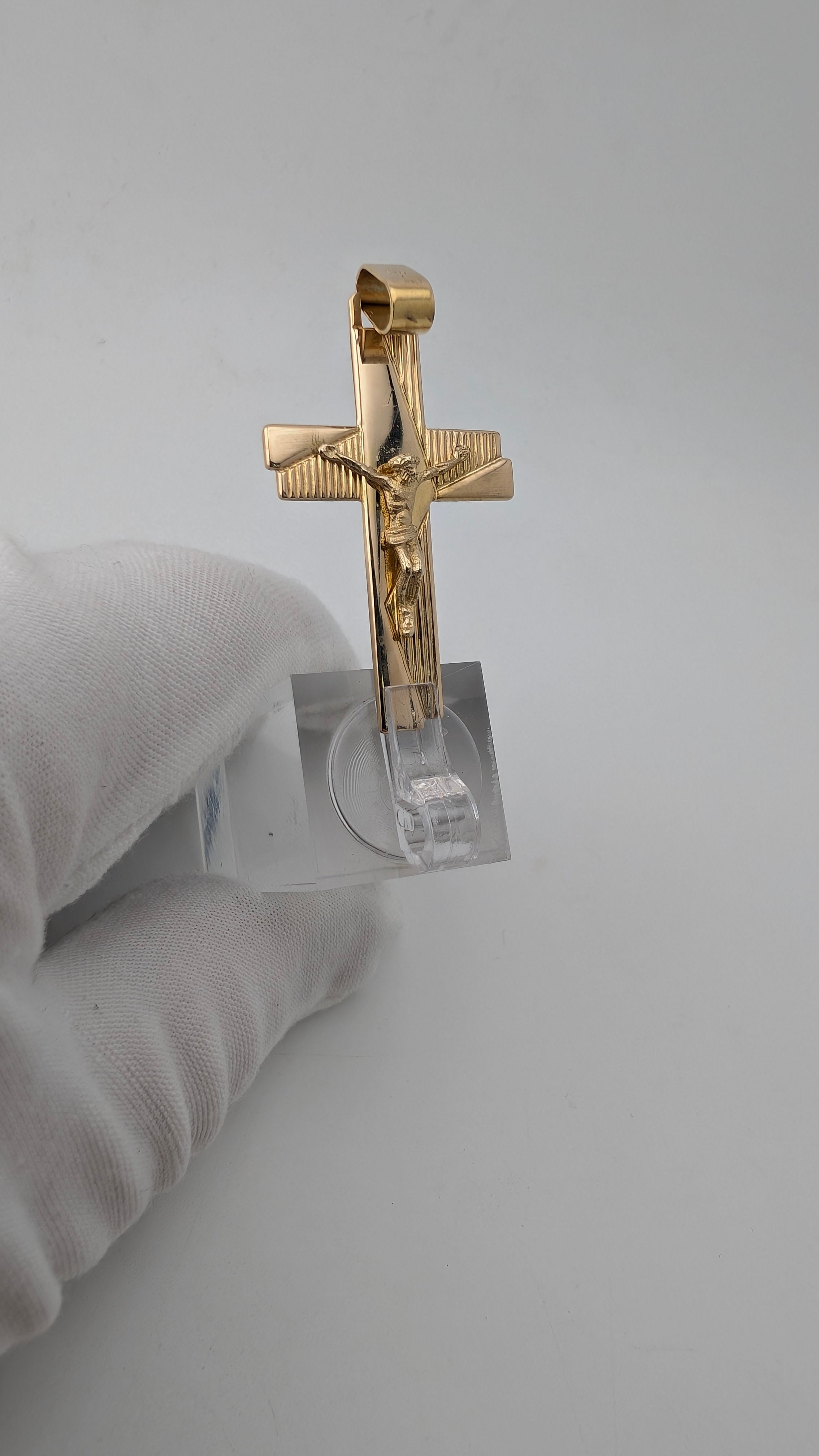 Vintage 10K Gold Italian Crucifix Pendant 46.5mm Solid Gold Jesus Cross 3.91g