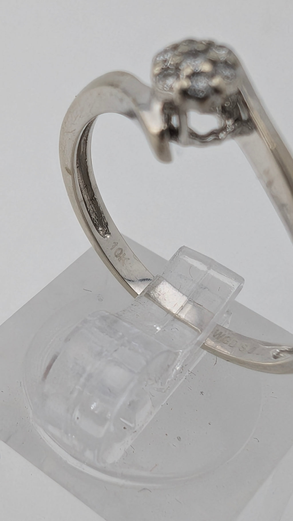 10K White Gold Diamond Bypass Promise Ring 0.07 CTW Size 7¼
