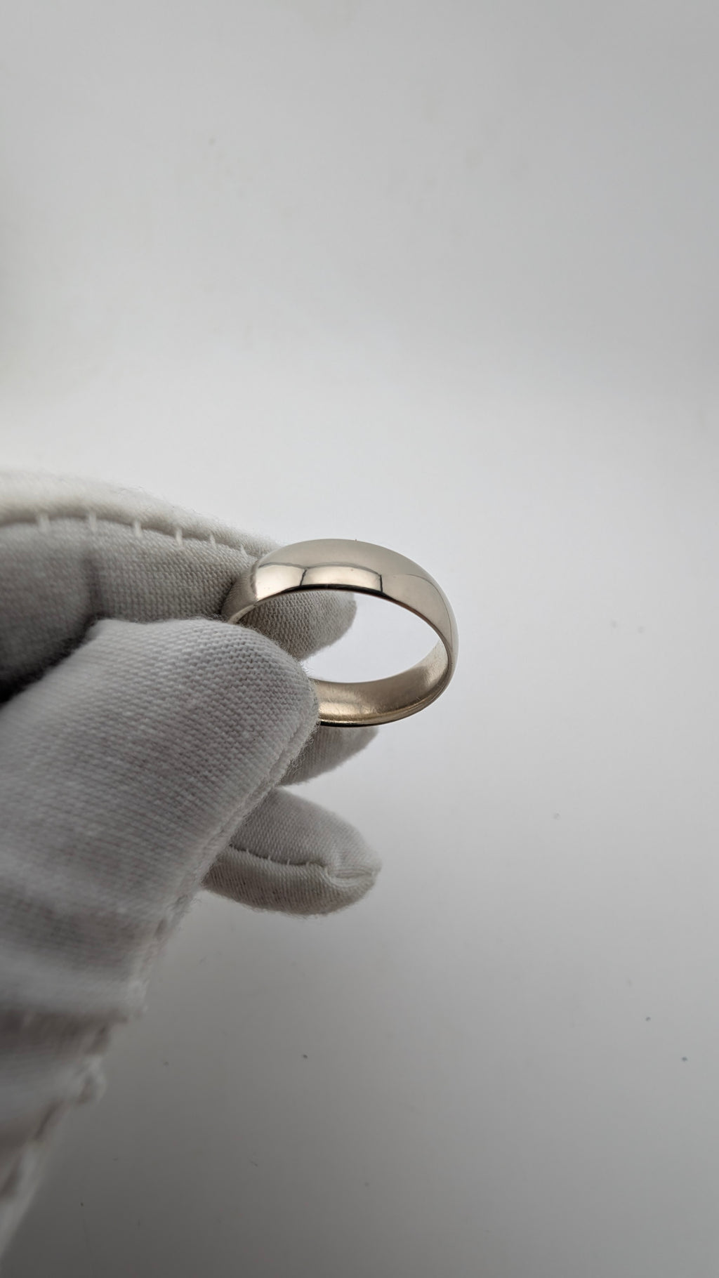 14K White Gold Comfort Fit Wedding Band | Size 10.75 | 6mm | 6.8g
