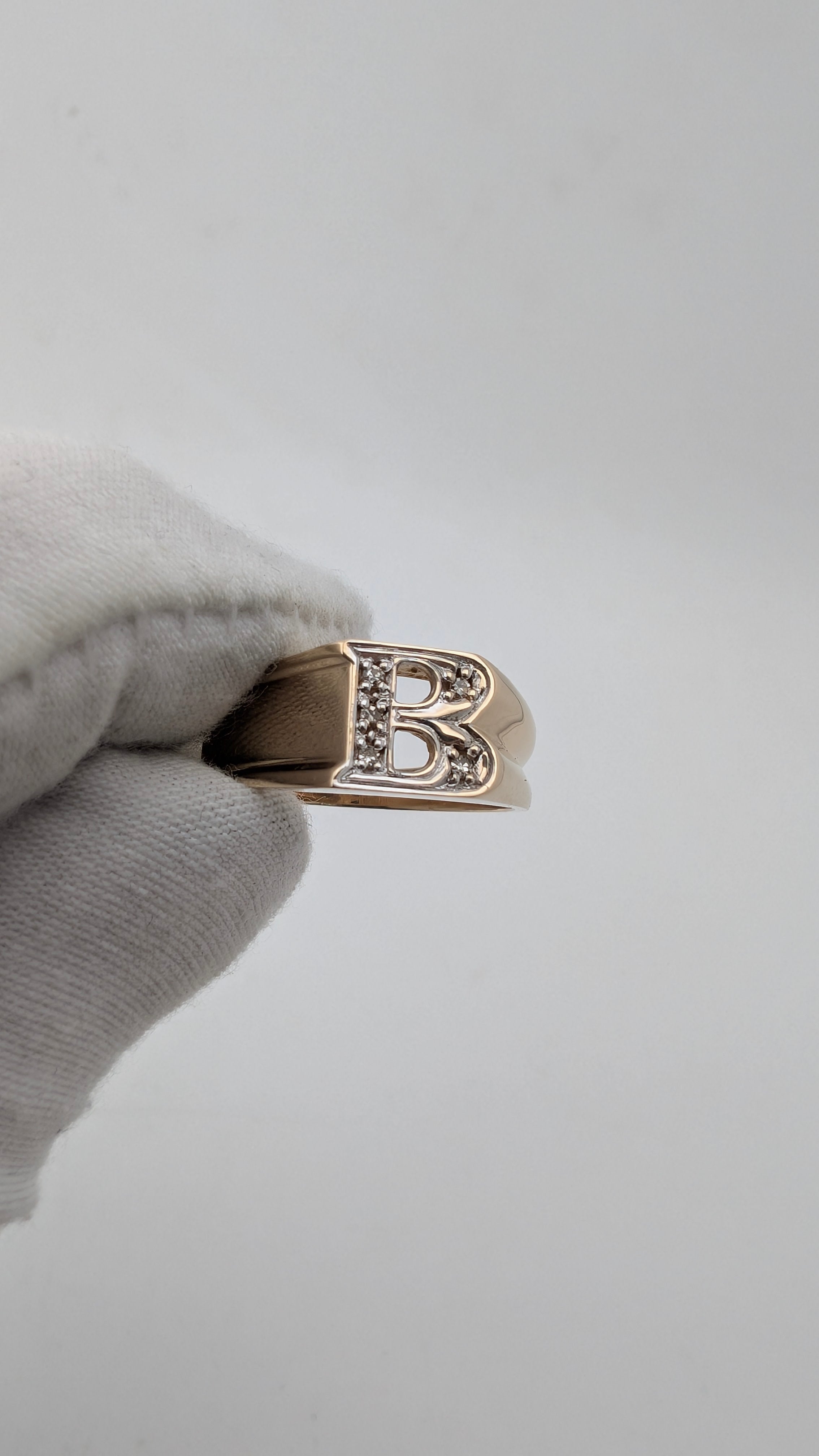 10K Yellow Gold Men's Diamond Initial Ring – Letter "B" | Size 10 | 4.3g
