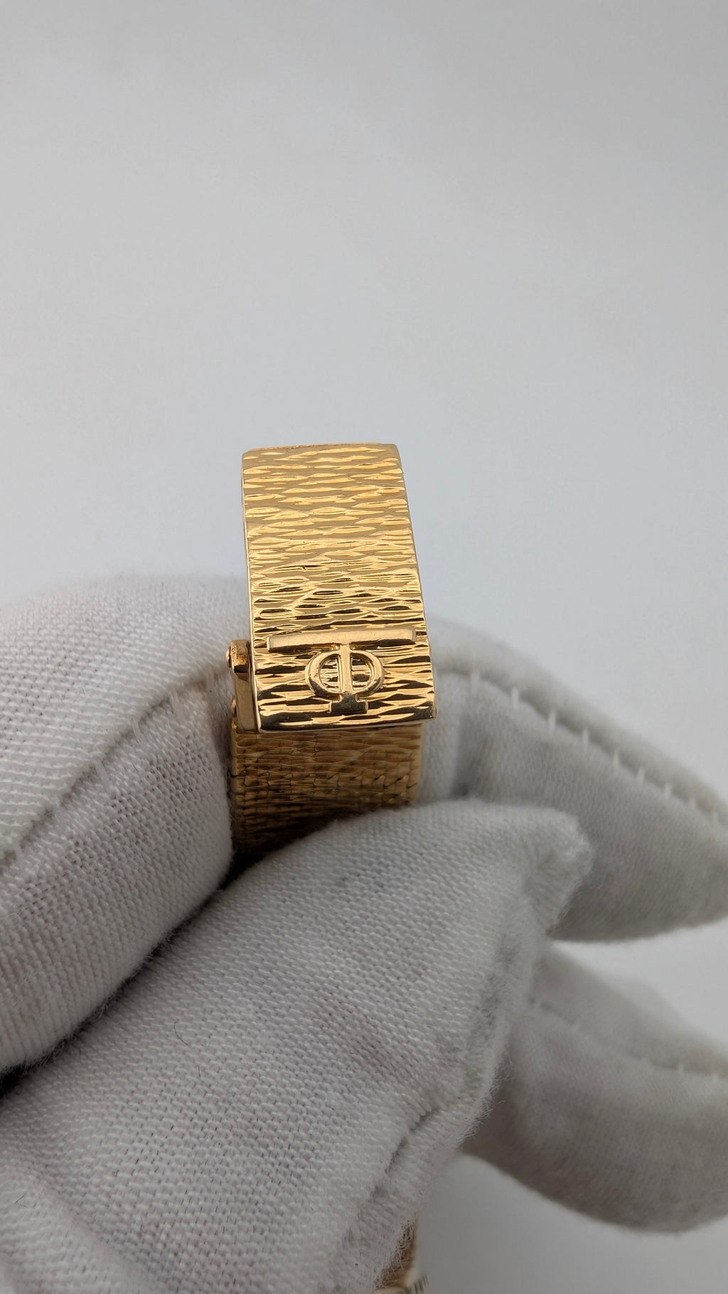 Vintage Baume & Mercier 18K Gold Diamond Bezel Ladies Watch | 48.5g | Manual Wind