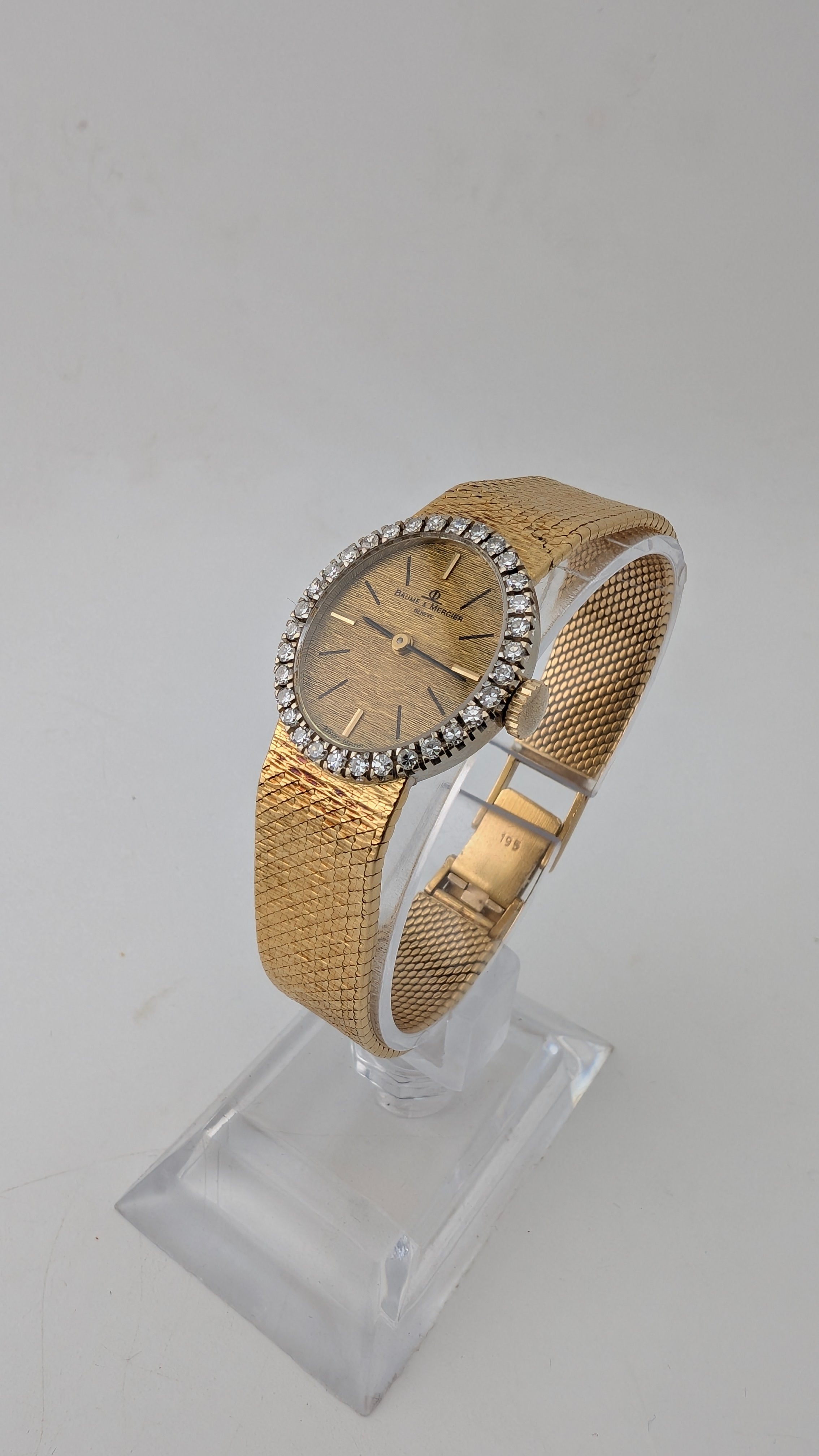 Vintage Baume & Mercier 18K Gold Diamond Bezel Ladies Watch | 48.5g | Manual Wind