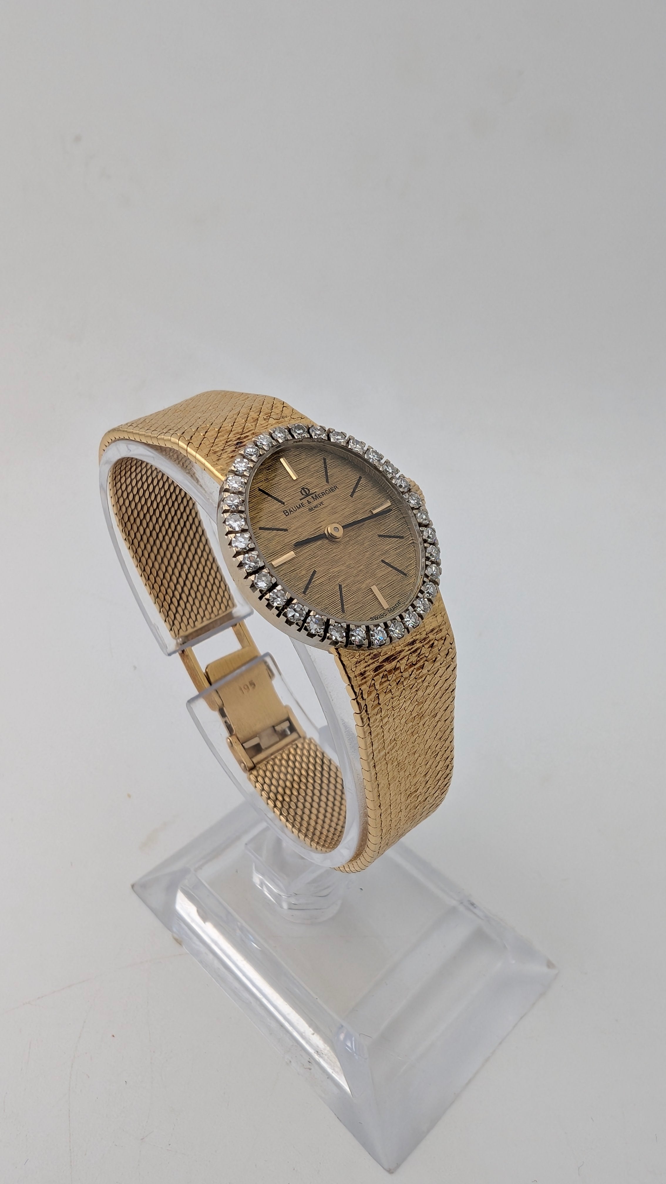 Vintage Baume & Mercier 18K Gold Diamond Bezel Ladies Watch | 48.5g | Manual Wind